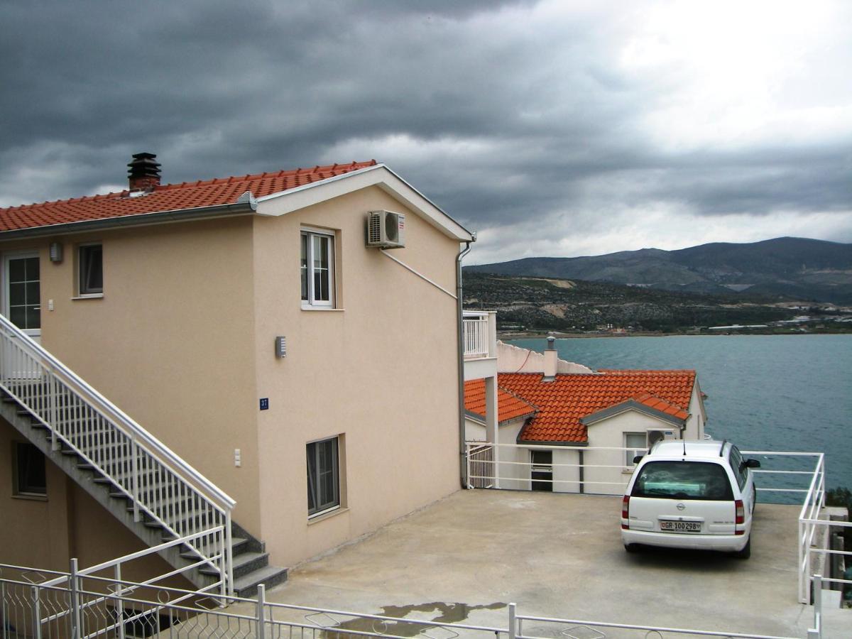 Apartments Nena - Trogir Exterior foto